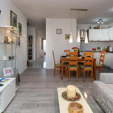 B Apartman
